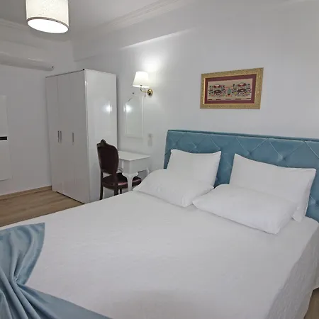 Helvacioglu Butik 博兹贾阿达岛